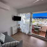 Beau Climatise En Bord De Et Wi-fi شقة